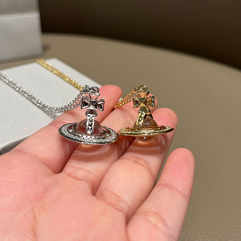 Queen Mother Pina Medium Stud All-Diamond Orb Necklace Gold Silver Pina Three-Dimensional Saturn Necklace