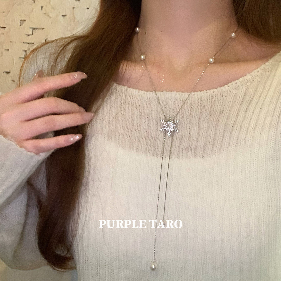 Autumn and winter snowflake flash zirconium pearl pull necklace women's Christmas long sweater chain light luxury high sense