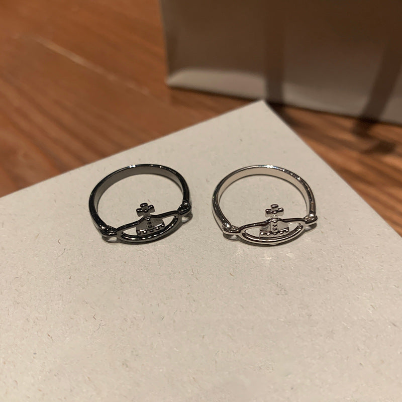 The high version of the Queen Mother of the West can shake the Saturn ring, simple glossy hollow planet, stacked index finger ring hand ornament