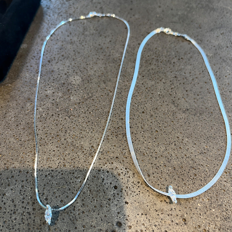 South Korea SOUH sterling silver gemstone necklace nana with the same ultra-fine snake bone chain spring and summer high-end design sense is niche