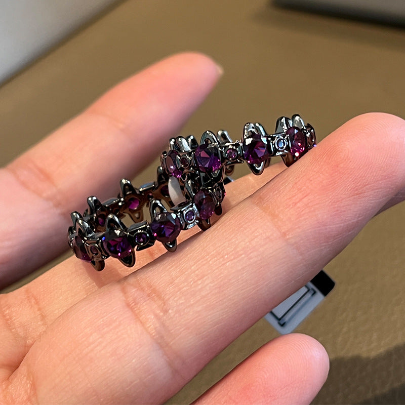 The Queen Mother of the West is full of diamonds, horizontal recumbent conjoined multi-Saturn rings, high-end sense tandem Saturn couple rings