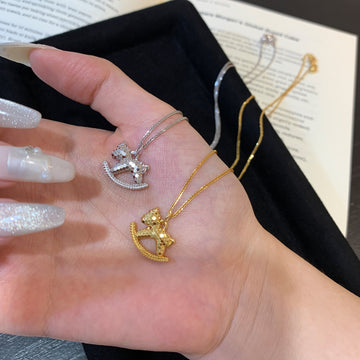 Live broadcast explosive Seiko crushed ice rocking horse necklace 925 silver sparkling carousel pendant necklace