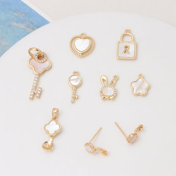 Color retention bag gold natural fritillary key bag four-leaf flower pendant DIY jewelry bracelet necklace earrings accessories