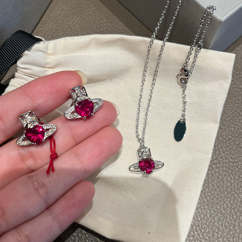 QUEEN WEST RED HEART DIAMOND SATURN NECKLACE STUD EARRINGS ARIELLA FULL DIAMOND RUBY PLANET PENDANT EARRINGS