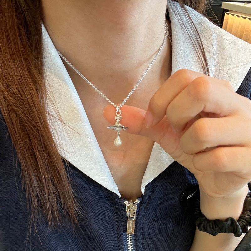 Queen Mother of the West Flyer Baroque Shaped Water Drop Pearl Necklace Seiko Three-Dimensional Saturn Pendant Necklace