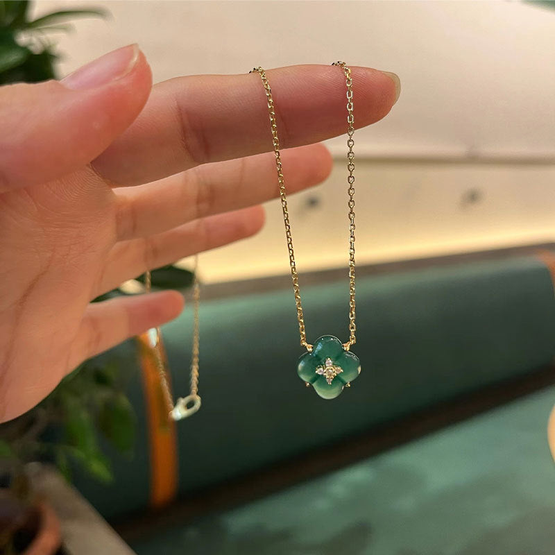 Wishing Fountain Clover Necklace White Fritillary Carnelian Blue Chalcedony Flower Pendant UK Niche