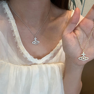 Queen Mother Olympia necklace small sandwich pearl necklace delicate temperament niche jewelry