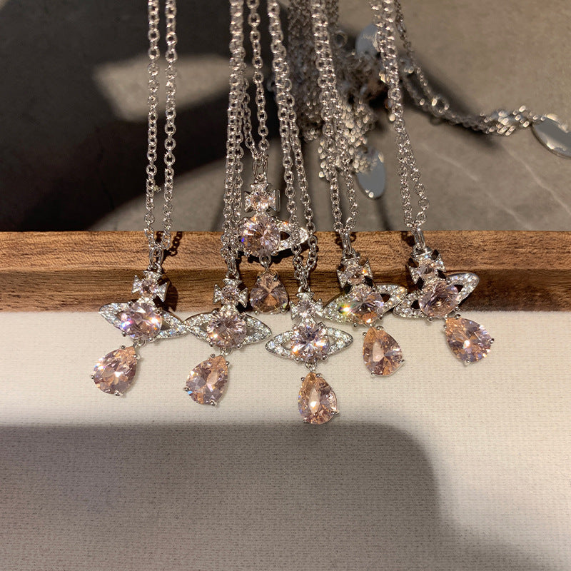 The Queen Mother of the West pink diamond mermaid tears drop diamond necklace Seiko thick gold small sweet potato live broadcast hit