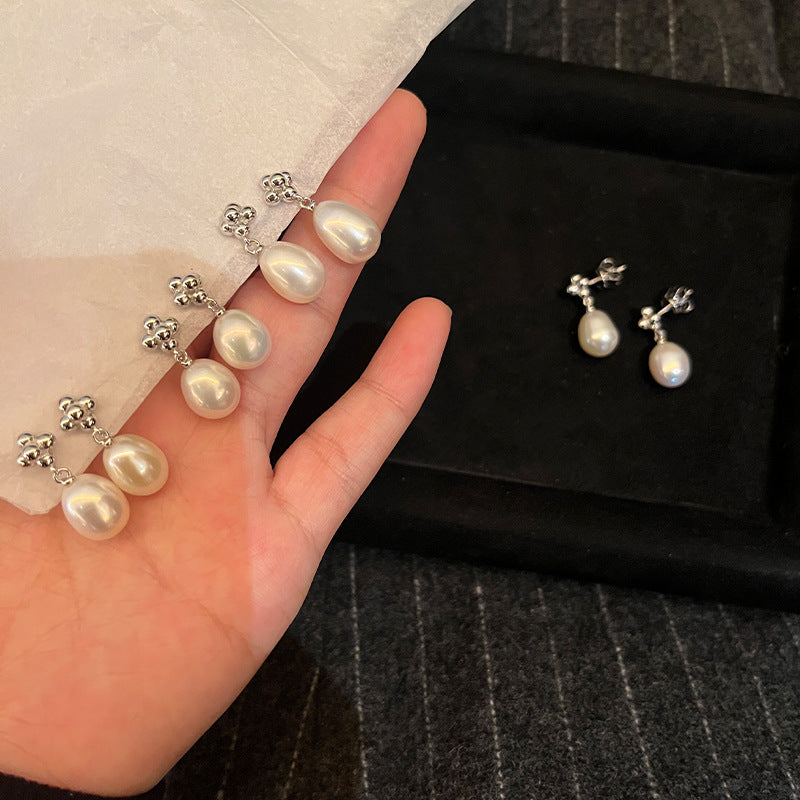 The classic 925 sterling silver natural freshwater pearl earrings French retro style versatile earrings