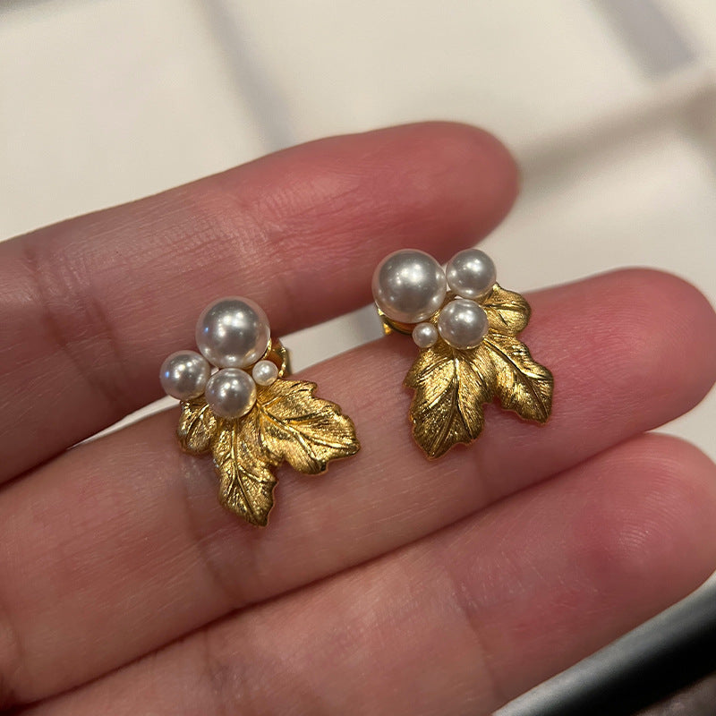 Gold replacement pearl grape leaf earrings after the rain earrings gold leaf earrings live broadcast hits