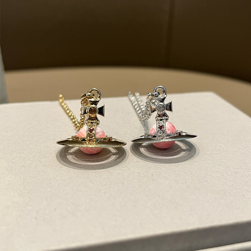 Limited color: Queen Mother West, three-dimensional Saturn, orb necklace, pink Alps, candy and flyer niche jewelry