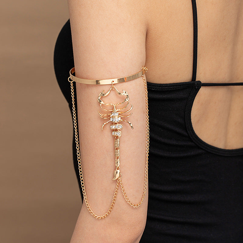 European and American sweet and cool babes exaggerated diamond-encrusted scorpion three-dimensional finger bracelet snake arm ring leg chain body chain tide
