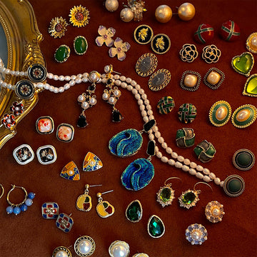 Pre-loved French elegance versatile sense of luxury 925 silver pin stud earrings heavy industry exaggerated earrings factory earrings