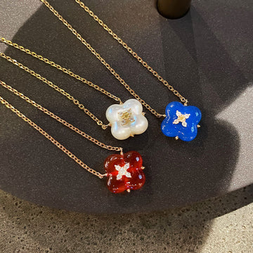 Wishing Fountain Clover Necklace White Fritillary Carnelian Blue Chalcedony Flower Pendant UK Niche