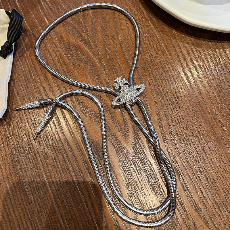 Queen Mother of the West Seiko magnetic Saturn tie knot necklace long Cuban sweater chain one two-wear clavicle chain