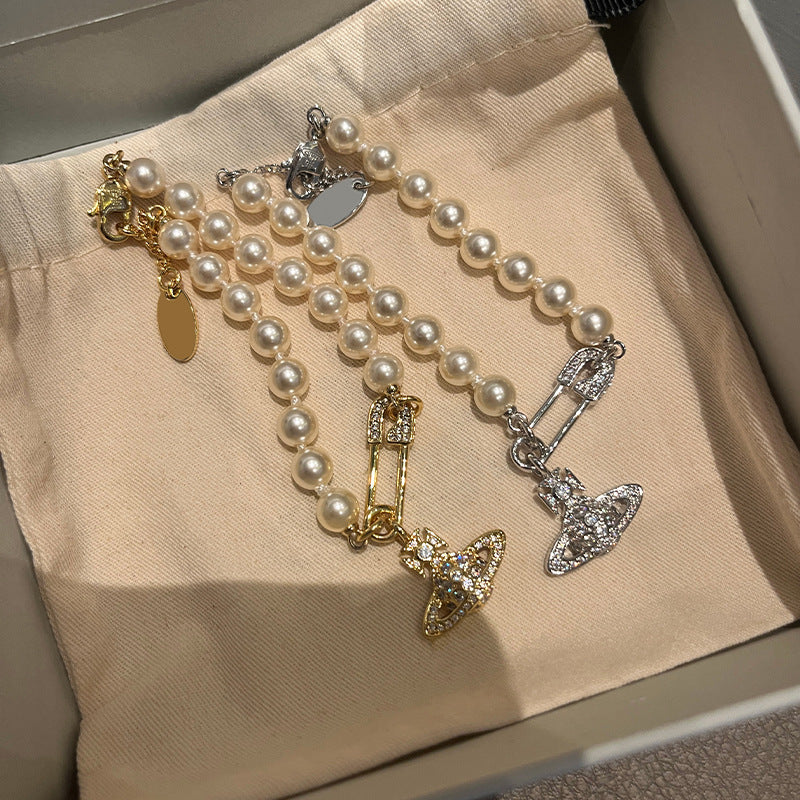 Queen Mother West pin pearl bracelet Saturn paper clip hand ornament Shijia pearl bracelet blogger planting grass