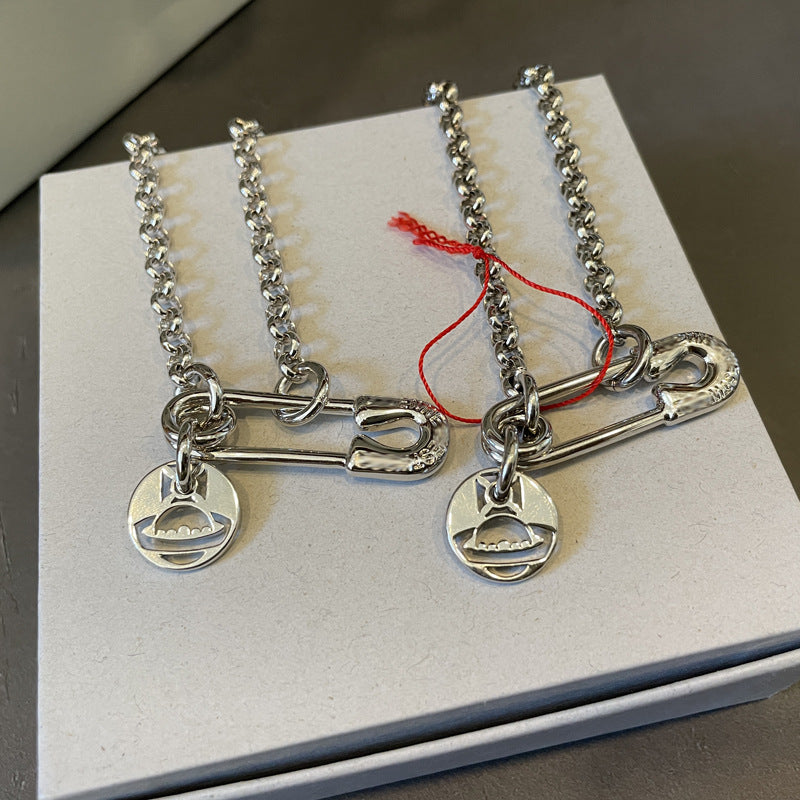 Queen Mother West big pin necklace paper clip chain pendant popular unisex thick necklace